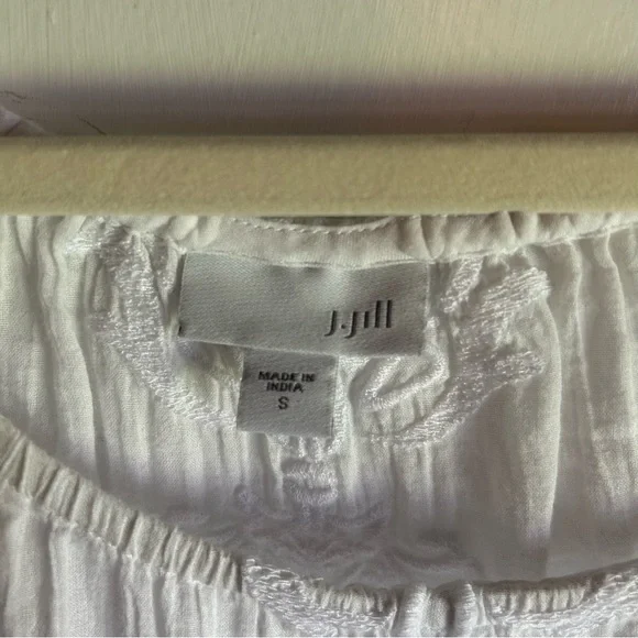 J. Jill White Relaxed Embroidered Blouse - Picture 5 of 8